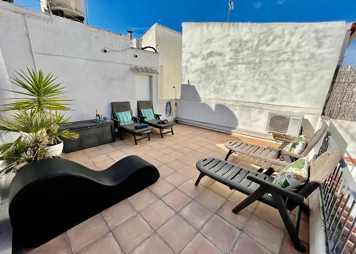 Sea Dreams With Amazing Terrace